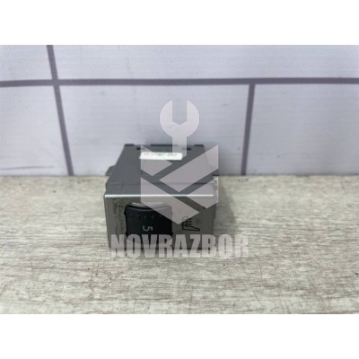 Кнопка обогрева сидений Ford Focus 2 08-11