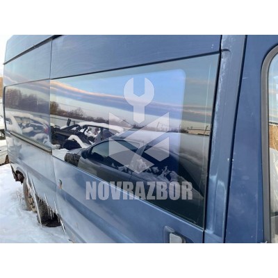 Стекло двери сдвижной правое Ford Transit FA 2000-2006