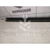 Накладка стекла заднего левого Ford Focus 2 08-11