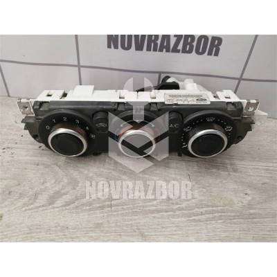 Блок управления печкой Ford Focus 2 08-11