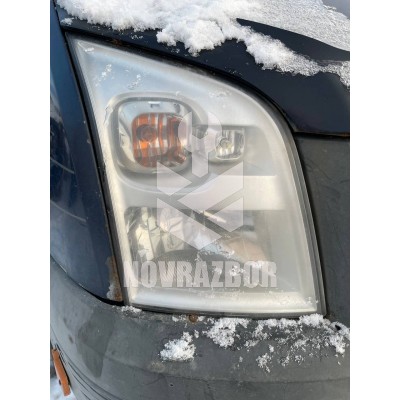 Фара правая Ford Transit 06-13