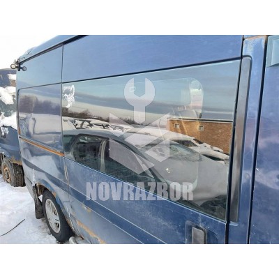 Стекло двери сдвижной правое Ford Transit 06-13