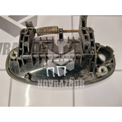 Ручка двери передней наружная правая Chevrolet Aveo T200 03-08 Ручка двери передней наружная правая Chevrolet Aveo T200 03-08