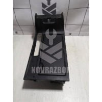 Подстаканник Mazda Mazda 3  BK  02-09