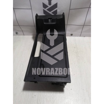 Подстаканник Mazda Mazda 3  BK  02-09