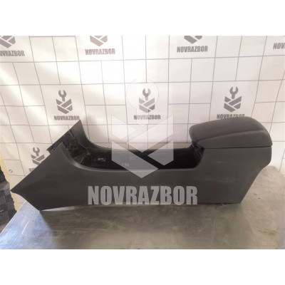 Подлокотник Mazda Mazda 3  BK  02-09