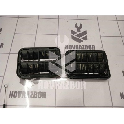 Решетка вентиляционная Renault Logan 2005-2014