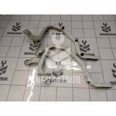 Петля крышки багажника Renault Logan 2005-2014