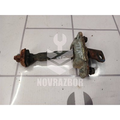 Ограничитель двери Kia Spectra 2001-2011
