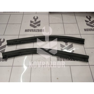 Уплотнитель капота Chevrolet Aveo (T300) 2011-2015