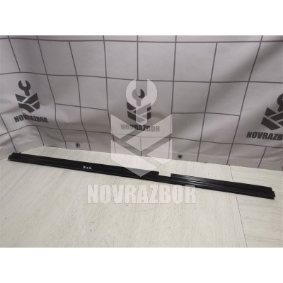 Уплотнитель стекла двери Skoda Octavia A4 1U 2000-2011