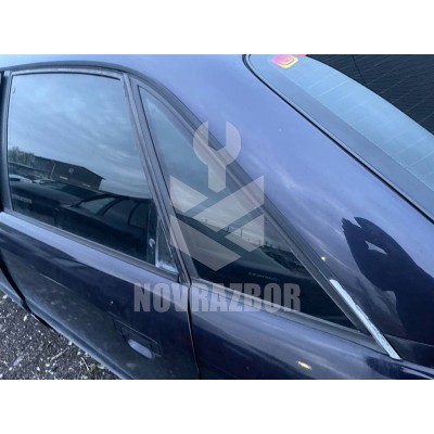 Стекло кузовное глухое левое Audi A6 (C4) 1994-1997