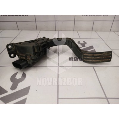 Педаль газа Ford Fusion 2002 >