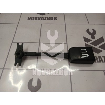 Ответная часть ремня безопасности Ford Fusion 2002 >