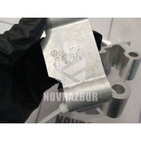 Кронштейн (сопут. товар) Skoda Octavia A5 1Z   04-13