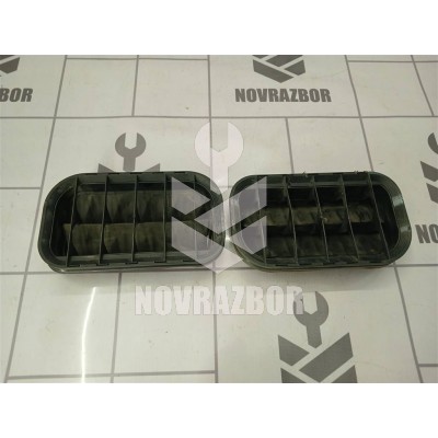 Решетка вентиляционная Ford Fusion 2002 >