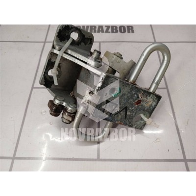 Петля двери передней Skoda Octavia A4 1U 2000-2011