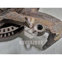 Кулак поворотный передний левый Skoda Octavia A4 1U 2000-2011