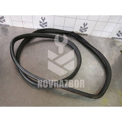 Уплотнитель двери Opel Zafira A 99-05