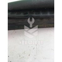 Уплотнитель двери Opel Corsa D 2006-2014