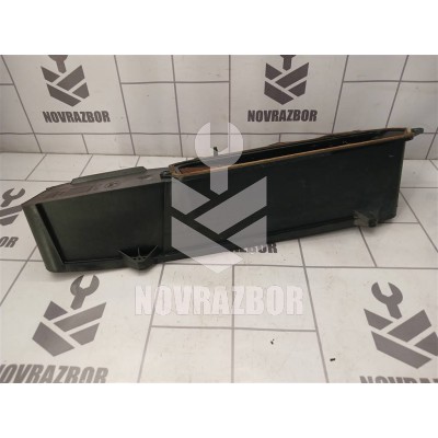 Рамка салонного фильтра Ford Fusion 2002 > Рамка салонного фильтра Ford Fusion 2002 >