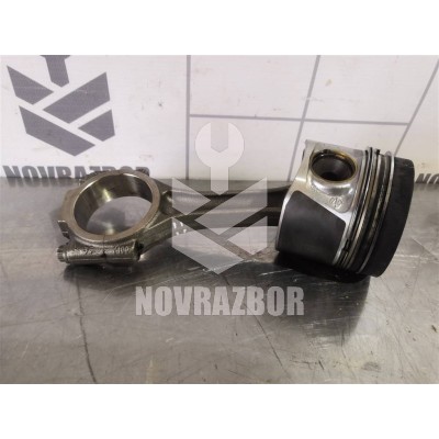 Поршень с шатуном Skoda Octavia A5 1Z   04-13