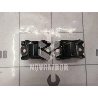 Кронштейн крепления переднего стабилизатора Chevrolet Lacetti 04-13