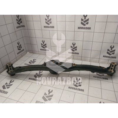 Балка подрадиаторная VW Golf 3 Vento 91-97