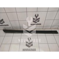 Молдинг задней правой двери VW Golf 3 Vento 91-97