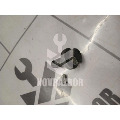 Болт VW Golf 3 Vento 91-97