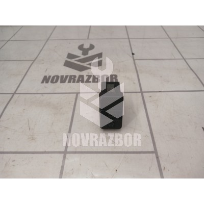 Кнопка противотуманки VW Passat  B3  1988-1993