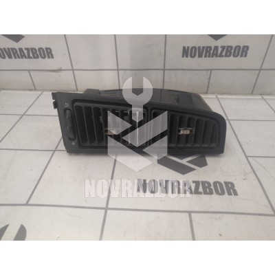 Дефлектор воздушный VW Passat  B3  1988-1993