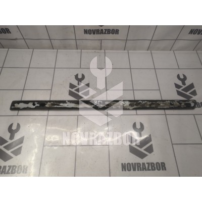 Молдинг задней правой двери Ford Focus 2 05-08