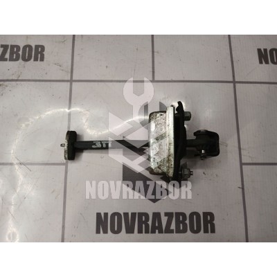 Ограничитель двери Ford Focus 2 05-08