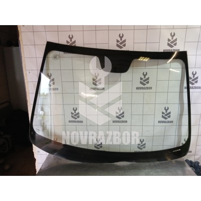 Стекло лобовое (ветровое) Faw Besturn B50 2009-2016