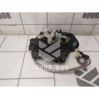 Замок двери передней правой Kia Spectra 2001-2011
