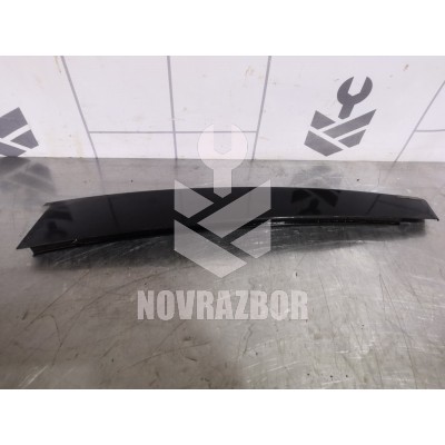 Накладка двери передней правой VW Passat B5 96-00