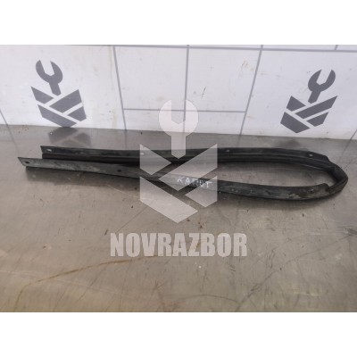 Уплотнитель капота Suzuki SX4 2006-2013