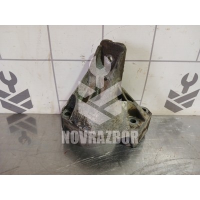 Кронштейн двигателя Opel Astra G 1998-2005