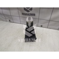 Ящик передней консоли Nissan Almera N16 2000-2006