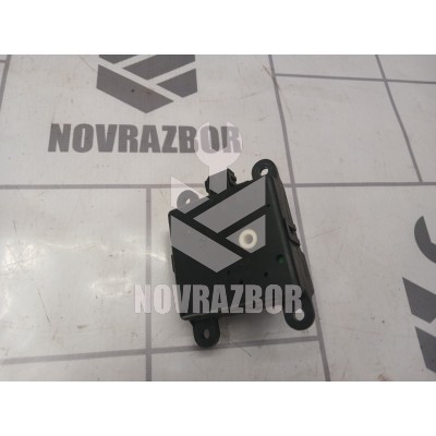 Моторчик заслонки отопителя Nissan Almera N16 2000-2006
