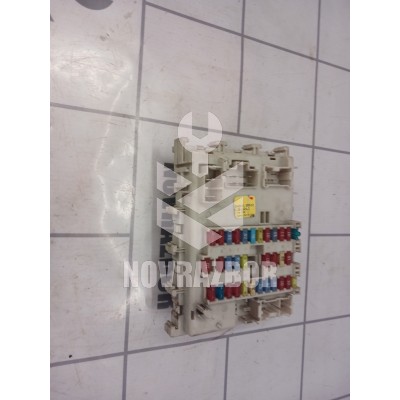 Блок предохранителей Nissan Almera N16 2000-2006