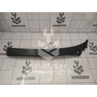 Решетка стеклоочистителя VW Passat  B3  1988-1993