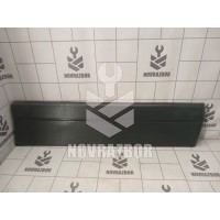 Молдинг передней правой двери VW Passat  B3  1988-1993