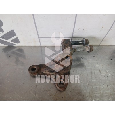 Кронштейн опоры двигателя Kia RIO 1 2000-2004