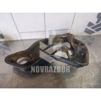 Кронштейн (сопут. товар) VW Passat  B3  1988-1993