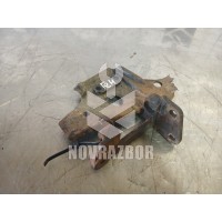 Кронштейн генератора VW Passat  B3  1988-1993