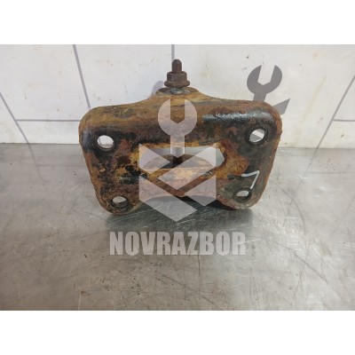 Кронштейн задней балки Peugeot 307 2001-2008