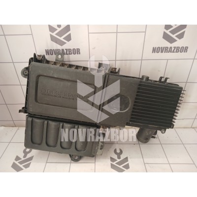 Корпус воздушного фильтра Mazda Mazda 3  BK  02-09