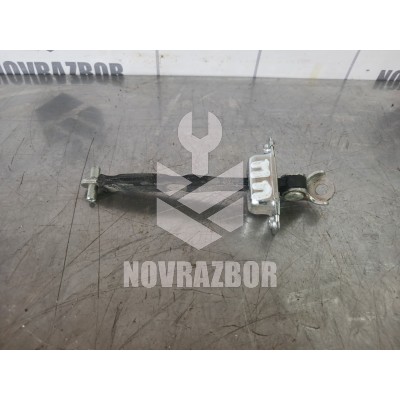 Ограничитель двери Suzuki SX4 2006-2013